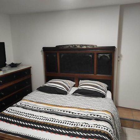 Chambre Entree Independante Lodève 外观 照片